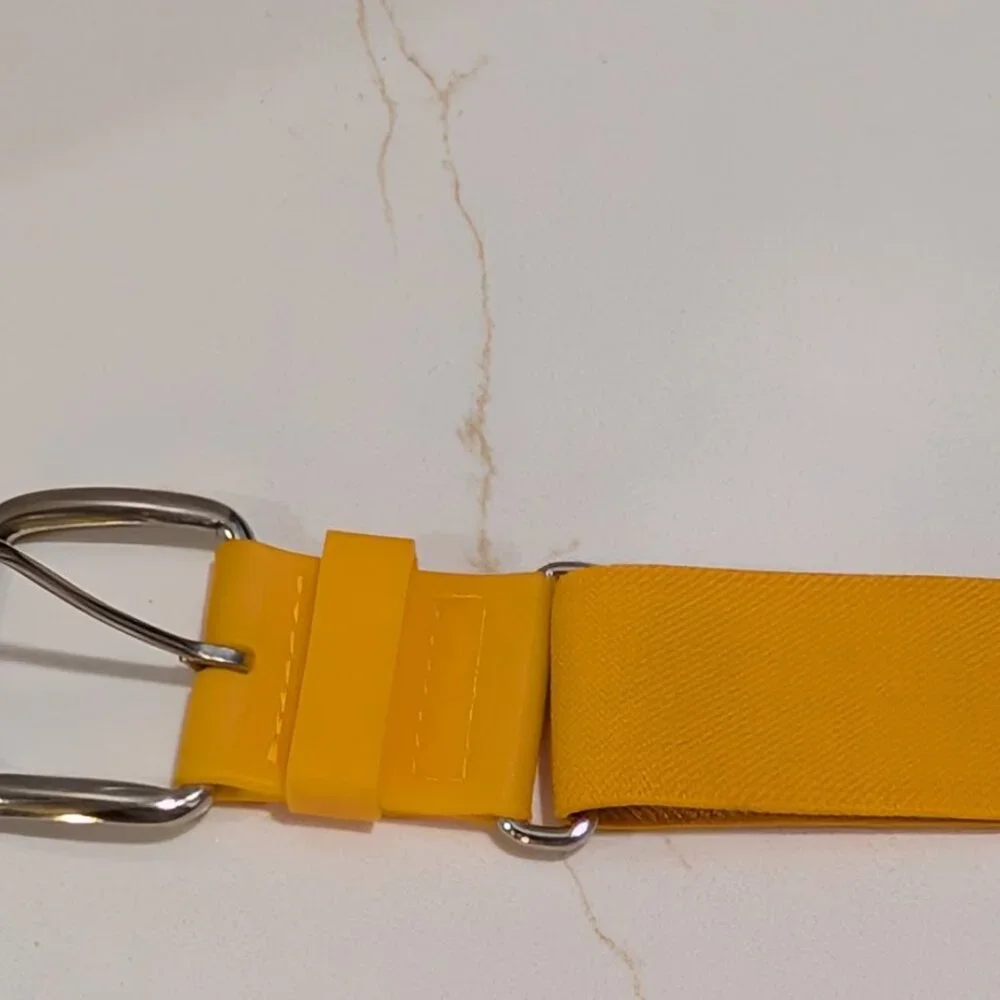 Adidas Baseball Softball Belt One Size Stretch Youth Yellow Logo EUC no flaws